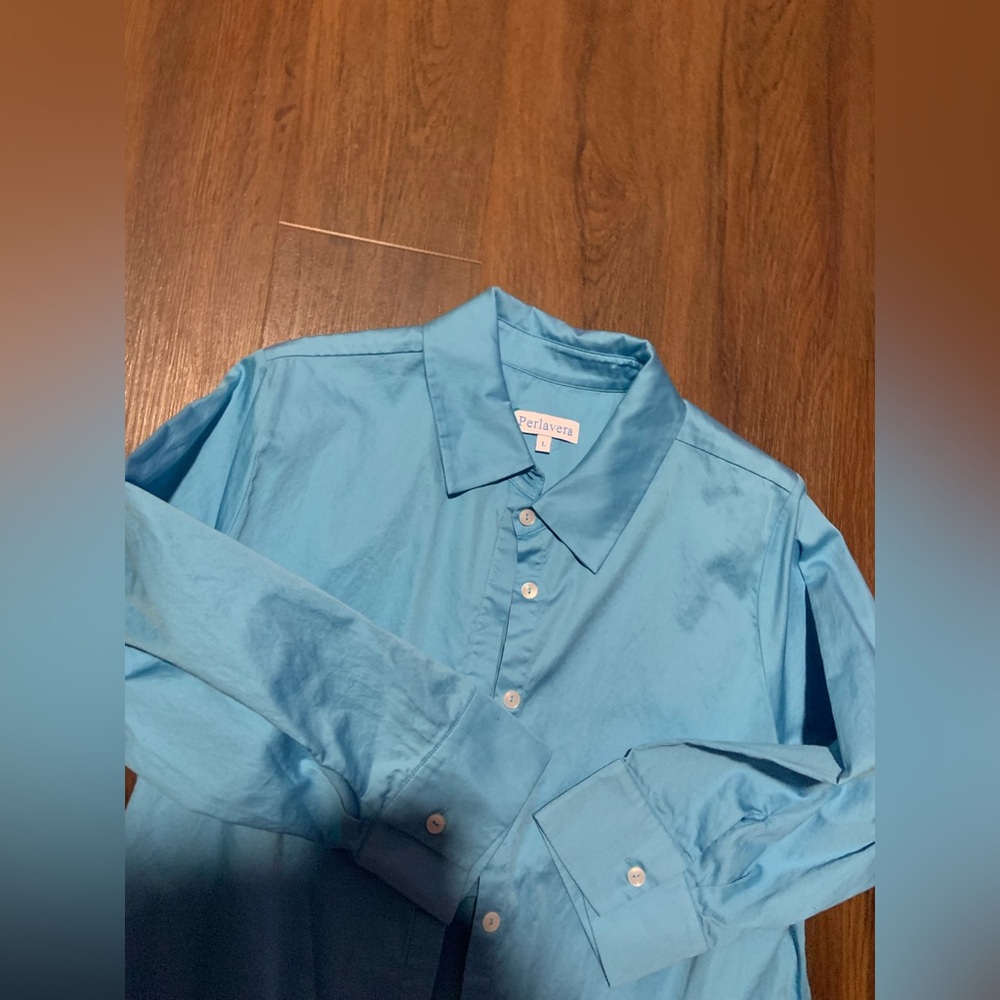 Perlavera Solid Chris Shirt Dress
$198.00 light blue logo Classic casual winter - Picture 9 of 14